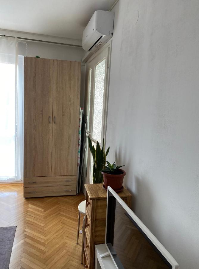 Colorful Urban Oasis Apartment Zagreb Exterior photo